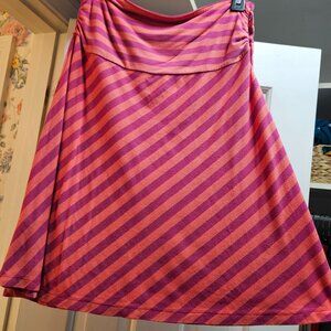 Casual skirt with pink and orange diagonal stripes